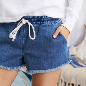 Aerie Denim Relaxed Frayed Short with Tie Waist M